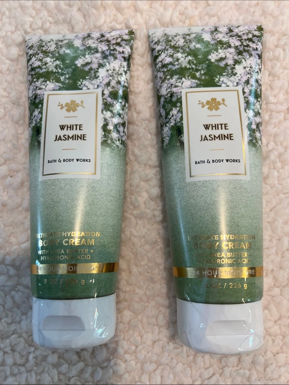 Bath & Body Works hydrating white